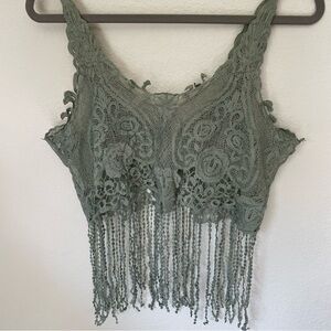 Umgee Elegant Lace Fringe Top in Green, Size M